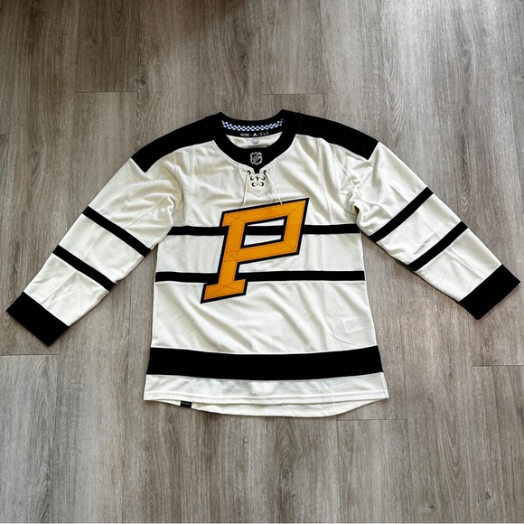 Adidas On Ice Pittsburgh Penguins 2023 NHL Winter Classic Jersey -  Size 50 - Picture 1 of 8